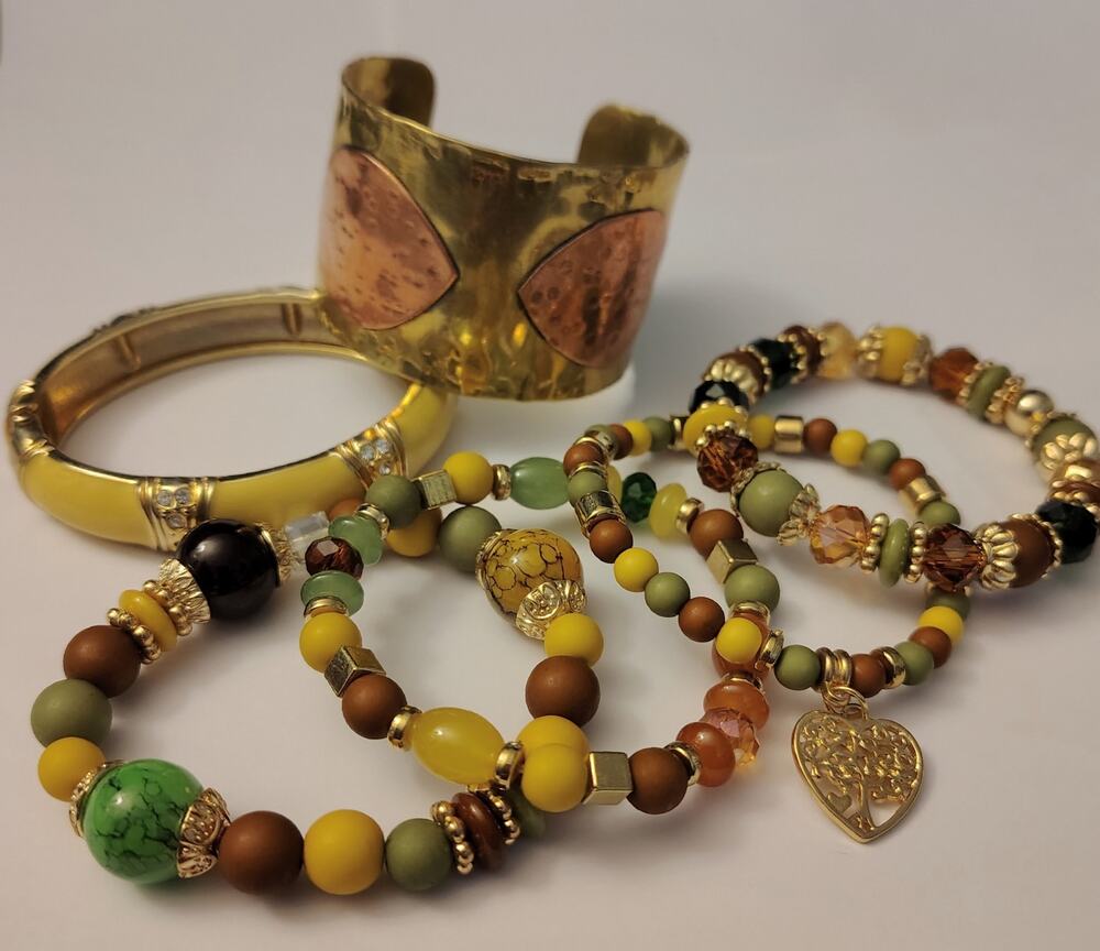 GORGEOUS BRASS, GOLD, COPPER AND ENAMEL THEMED JEWELRY SET - BRACELETS